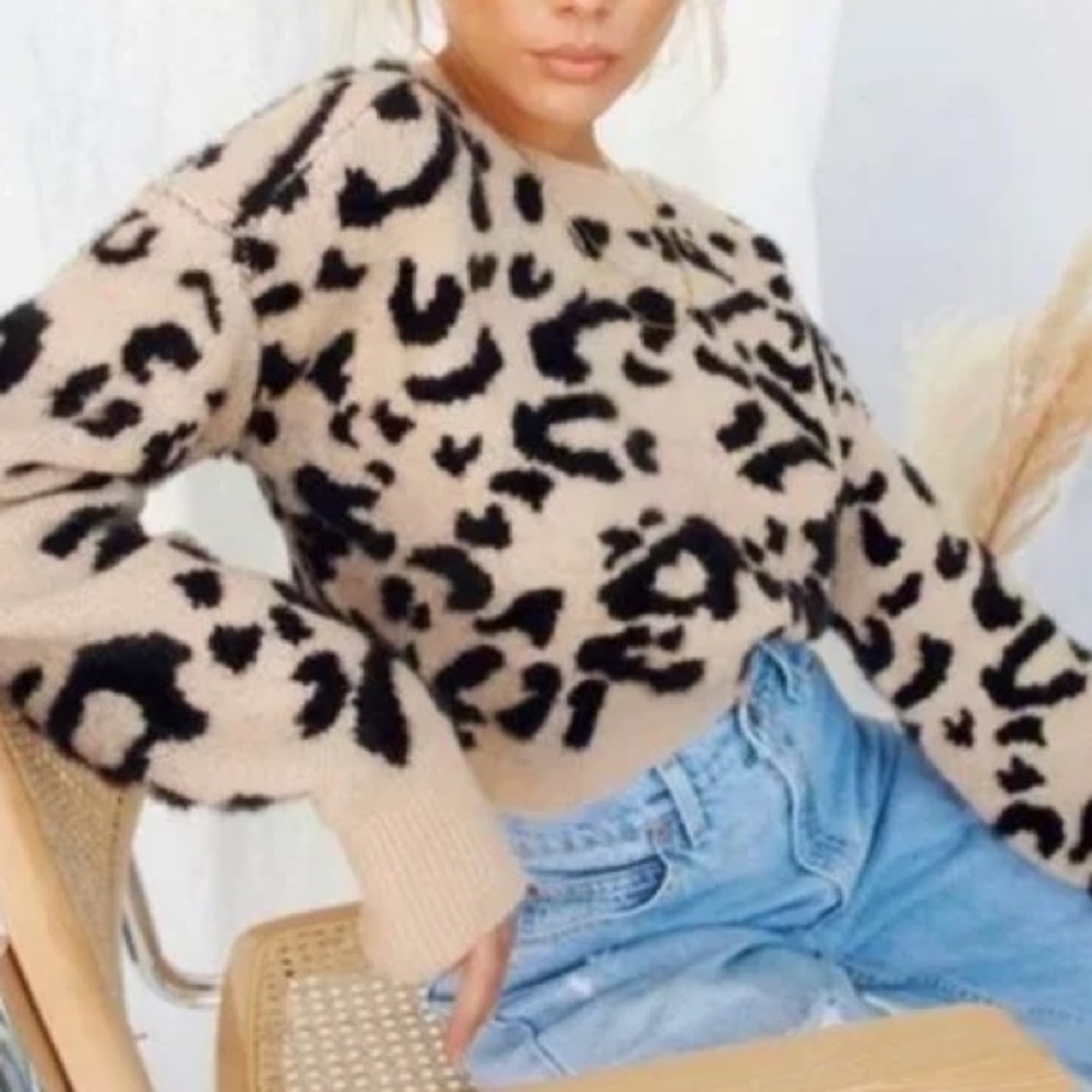 12th Tribe Black and Tan Crew Neck Sweater